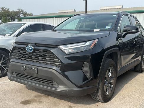 Certified 2024 Toyota RAV4 XLE AWD/4WD image 10