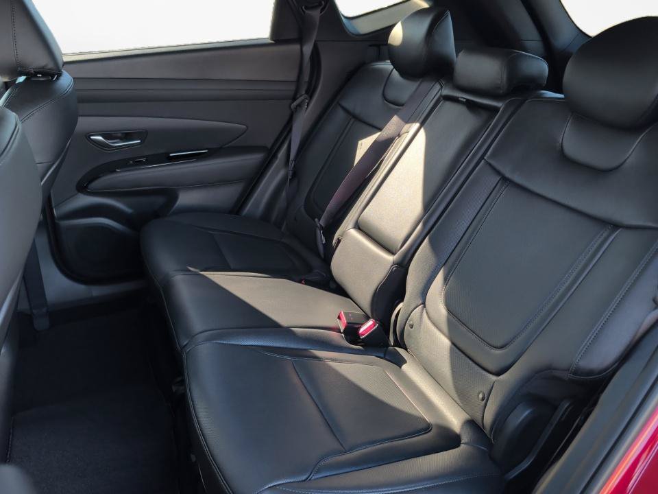 New 2026 Hyundai Tucson Limited FWD image 12