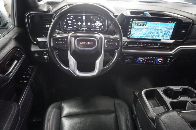 Used 2025 GMC Sierra 1500 SLT AWD/4WD image 14