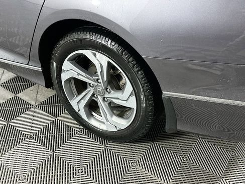 Used 2019 Honda Accord EX-L image 37