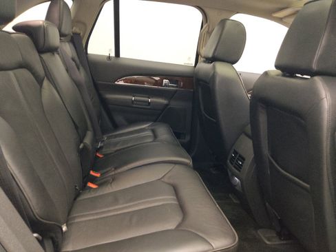 Used 2014 Lincoln MKX AWD w/ Equipment Group 101A image 19