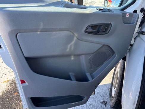 Certified 2019 Ford Transit 250 148 High Roof image 16