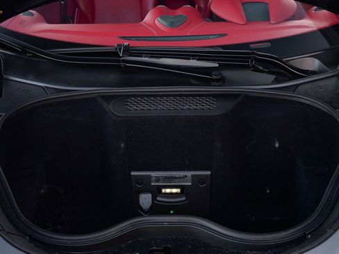 Used 2023 McLaren GT image 25