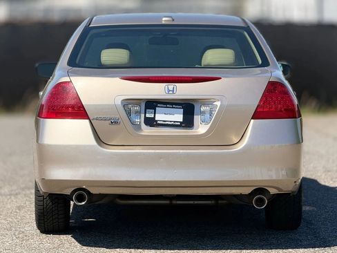 Used 2006 Honda Accord EX-L image 4