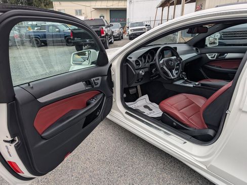 Used 2012 Mercedes-Benz C 250 Coupe image 9