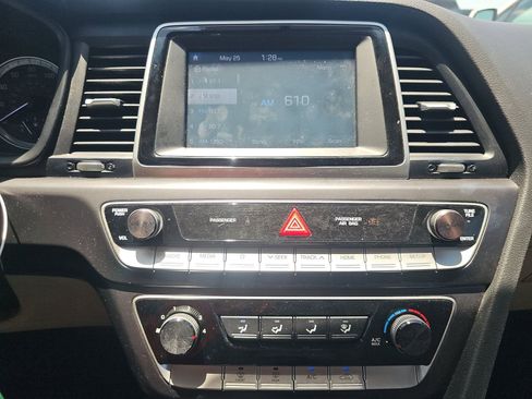 Used 2019 Hyundai Sonata SE FWD image 10