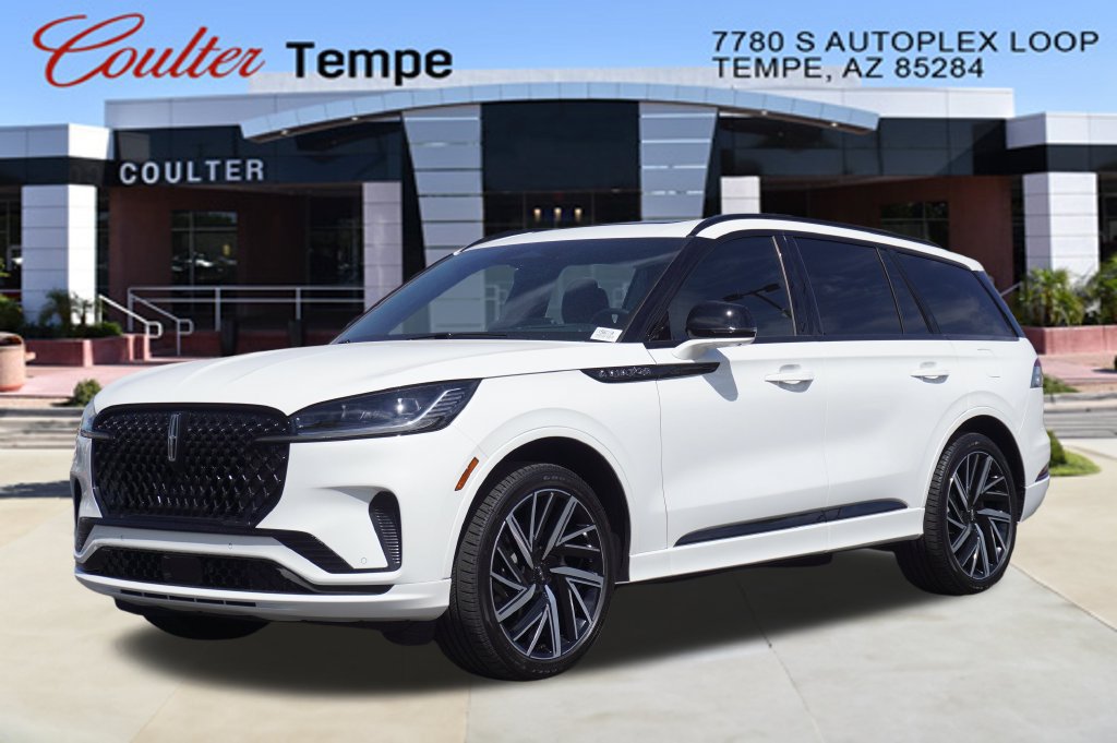 Used 2026 Lincoln Aviator Black Label w/ Jet Appearance Package AWD/4WD image 1
