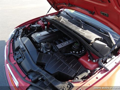 Used 2010 BMW 128i Convertible image 8