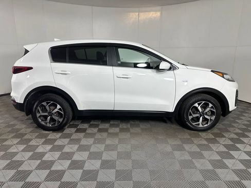 Used 2020 Kia Sportage LX AWD/4WD image 6