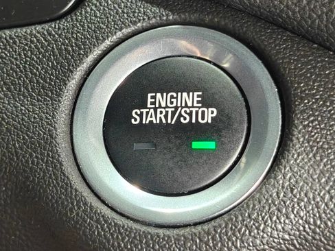 Used 2024 Chevrolet Equinox LT FWD image 10
