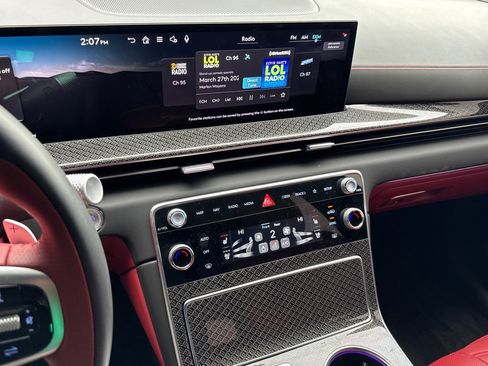 New 2025 Genesis GV80 3.5T e-SC image 6