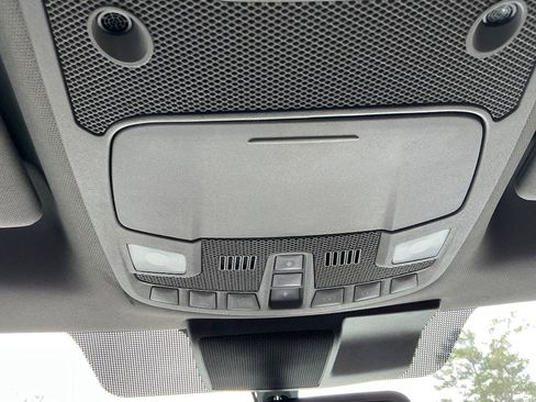 Used 2019 Ford F150 Lariat w/ Equipment Group 502A Luxury image 25