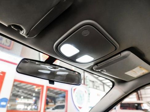 Used 2006 Chevrolet Malibu SS image 23