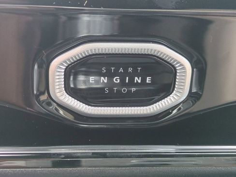 New 2026 Jeep Grand Cherokee L Limited RWD image 30