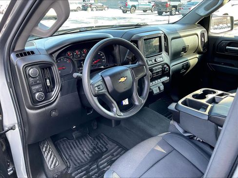 Used 2019 Chevrolet Silverado 1500 Custom w/ Custom Value Package image 8