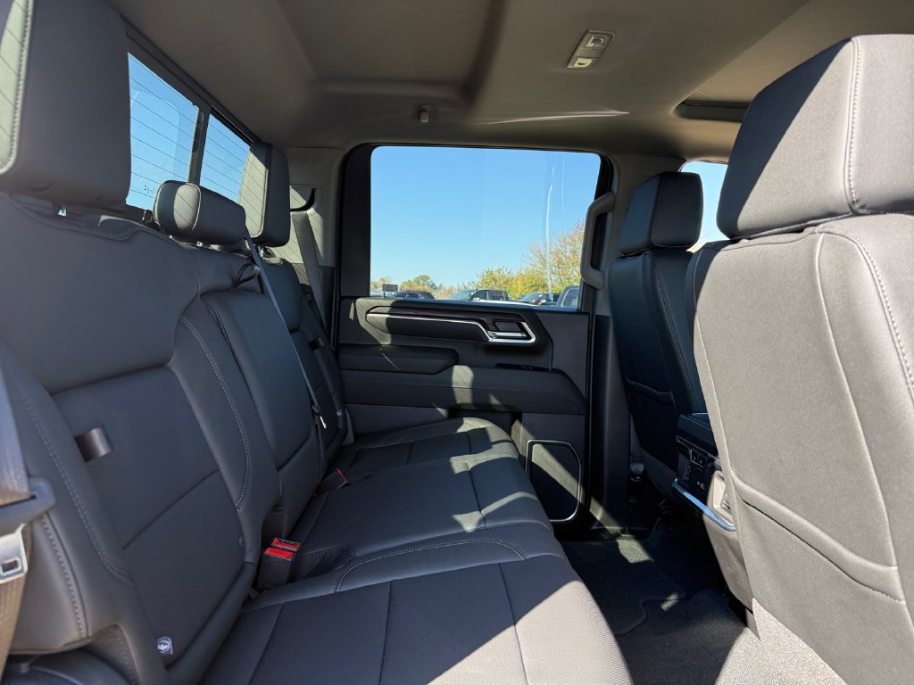 Used 2026 GMC Sierra 3500 SLT w/ SLT Premium Package AWD/4WD image 38
