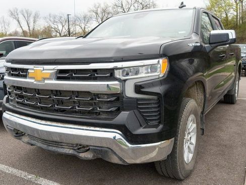 Used 2025 Chevrolet Silverado 1500 LT w/ Work Truck Package AWD/4WD image 1