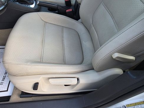 Used 2013 Volkswagen Jetta SE FWD image 14