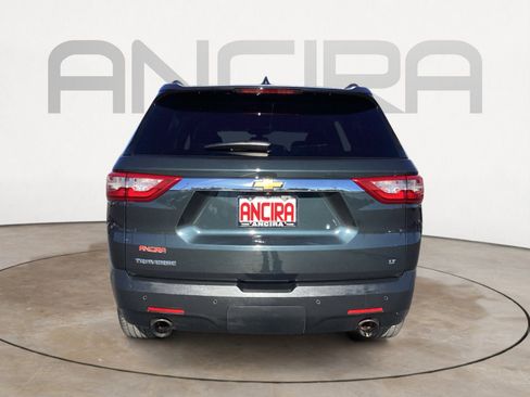 Used 2021 Chevrolet Traverse LT image 13