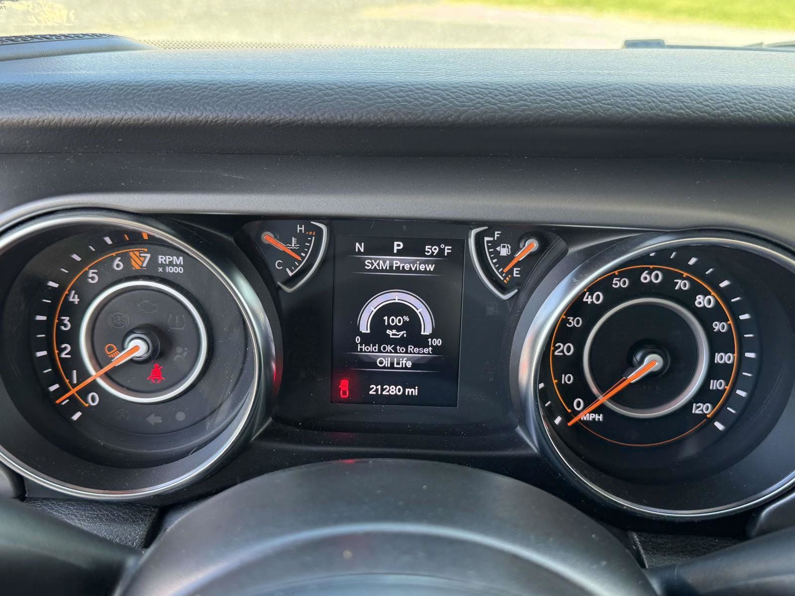 Used 2022 Jeep Gladiator Sport AWD/4WD image 15