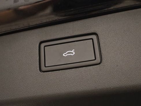 New 2026 Volkswagen Tiguan SE R-Line image 36