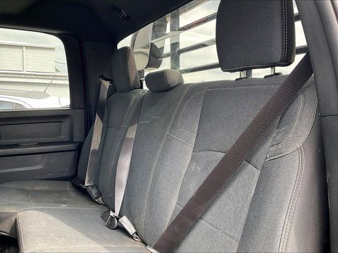 Used 2024 RAM 3500 Tradesman w/ Chrome Appearance Group AWD/4WD image 5