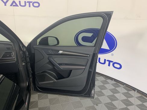 Used 2023 Audi SQ5 Premium Plus w/ Premium Plus Package AWD/4WD image 40