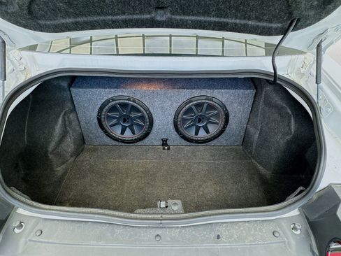 Used 2016 Dodge Challenger R/T w/ Sound Group image 15