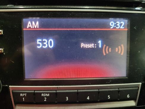 Used 2018 Nissan Altima 2.5 SV image 25