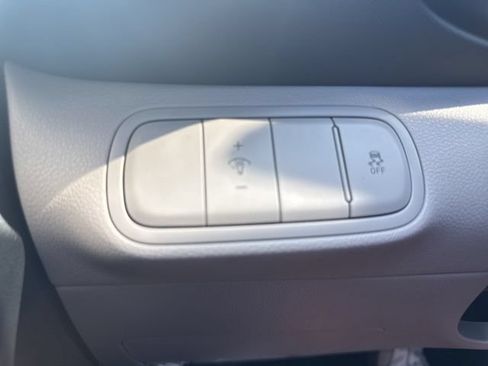 New 2026 Hyundai Venue SEL FWD image 15