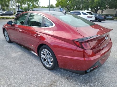 Used 2023 Hyundai Sonata SEL w/ Convenience Package FWD image 3