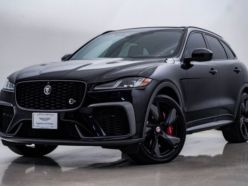 Used 2021 Jaguar F-PACE SVR image 1