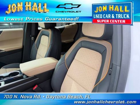 Used 2025 Chevrolet Equinox ACTIV w/ Safety and Technology Package image 12