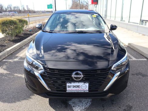 Certified 2025 Nissan Sentra S image 4