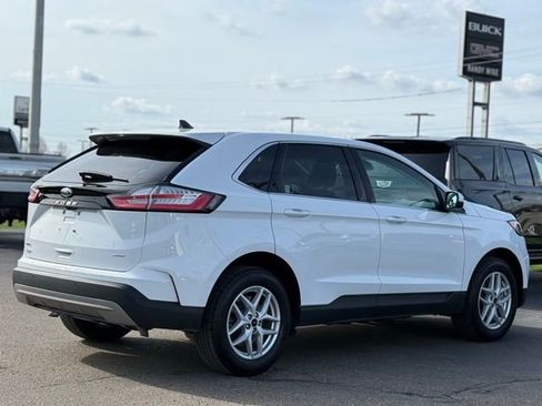 Used 2023 Ford Edge SEL w/ Convenience Package image 37