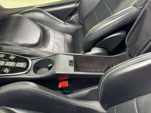 Used 2020 McLaren GT image 31