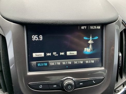 Used 2017 Chevrolet Cruze LT w/ Convenience Package image 23