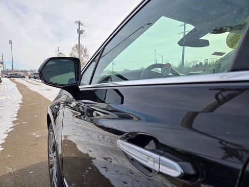 Used 2018 Cadillac XT5 Premium Luxury image 43