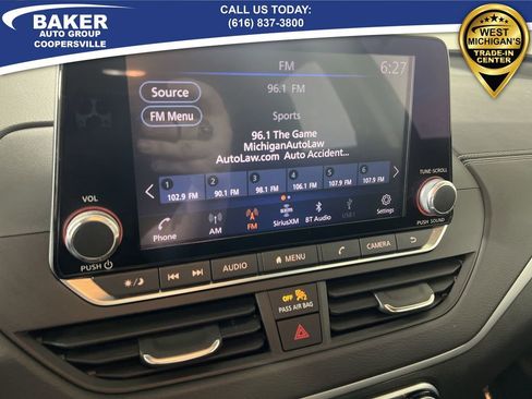 Used 2022 Nissan Altima 2.5 SV w/ SV Premium Package image 13