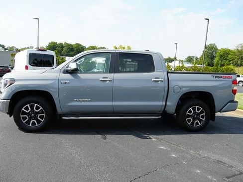 Used 2021 Toyota Tundra Limited w/ Limited Premium Package AWD/4WD image 4