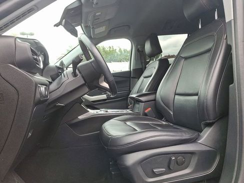 Certified 2022 Ford Explorer XLT w/ Equipment Group 202A image 14