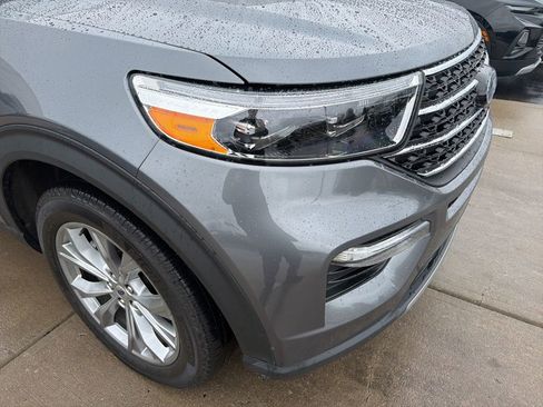 Used 2021 Ford Explorer XLT w/ Equipment Group 202A image 18