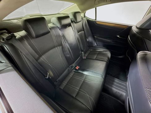 Used 2019 Lexus ES 350 w/ Accessory Package 2 FWD image 25