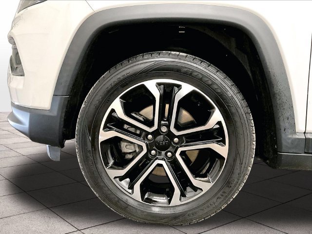 Used 2022 Jeep Compass Limited AWD/4WD image 8