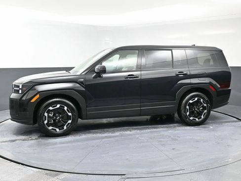 Used 2025 Hyundai Santa Fe SE image 6