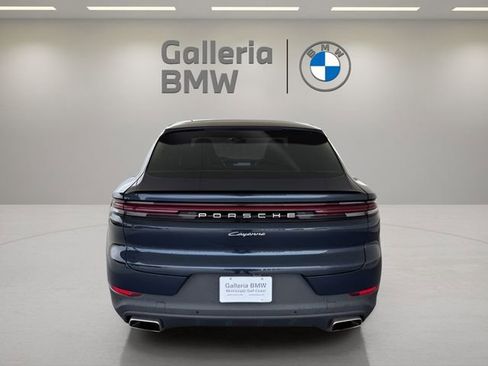 Used 2024 Porsche Cayenne Coupe AWD/4WD image 8