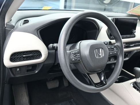 Used 2023 Honda HR-V LX image 14