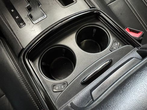 Used 2014 Chrysler 300 S w/ Luxury Group image 40