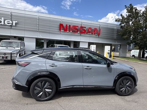 Certified 2024 Nissan Ariya AWD image 10