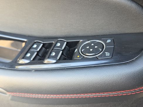Used 2020 Ford Edge SEL FWD image 26